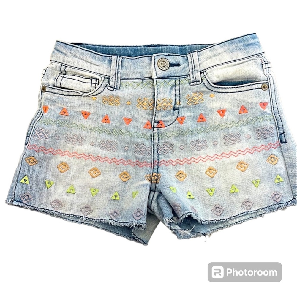 Cherokee Girls Aztec Design Embroidered Denim Jean Shorts, Size S